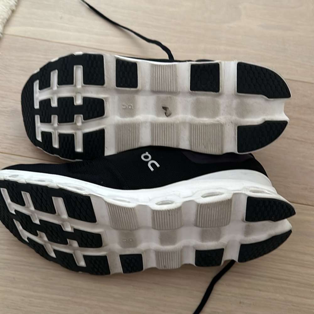 On Running CloudStratus Black Frost M US 11.5 - Picture 6 of 9
